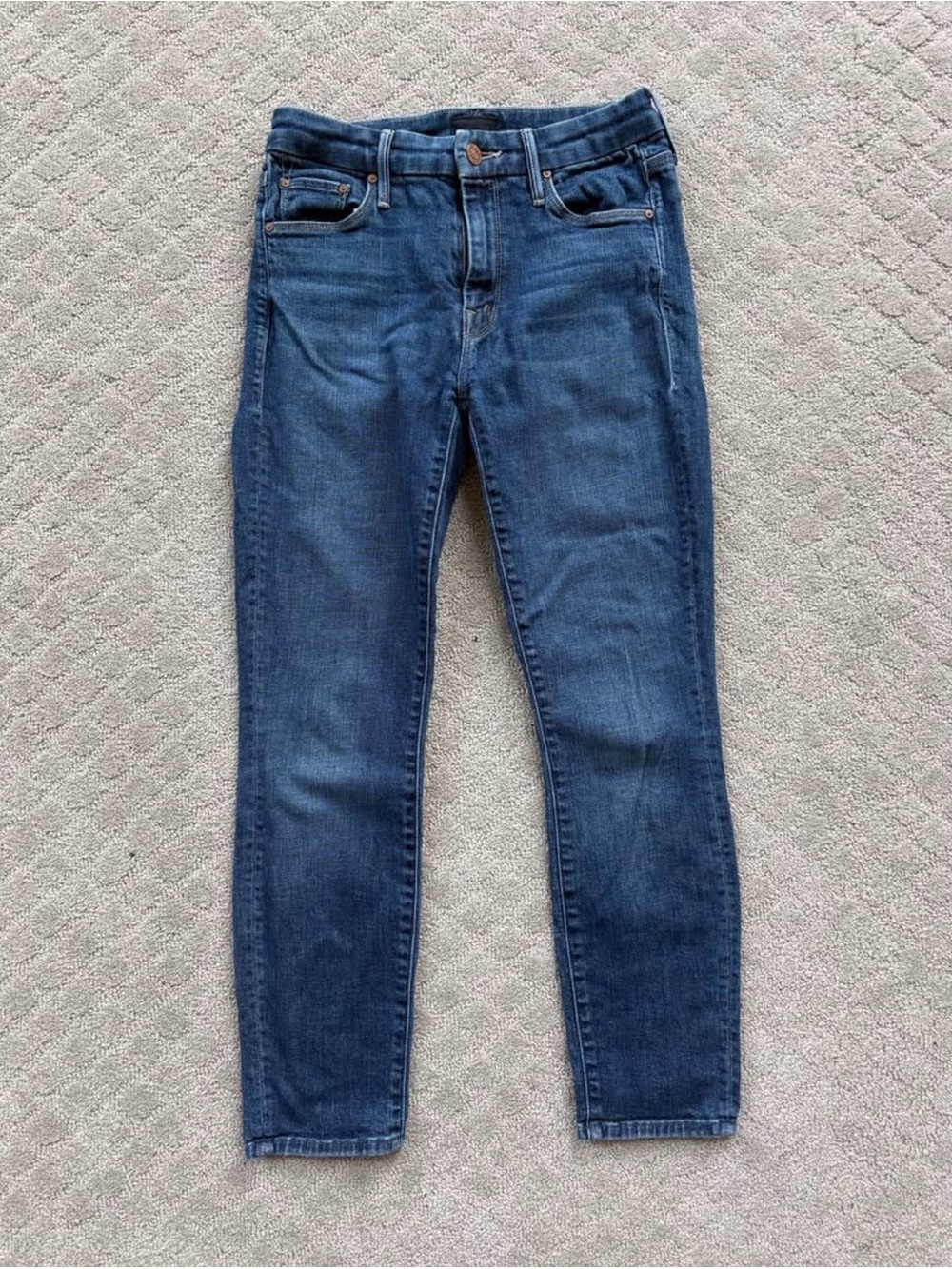 Women’s Mother Jeans - size 25 - the looker crop